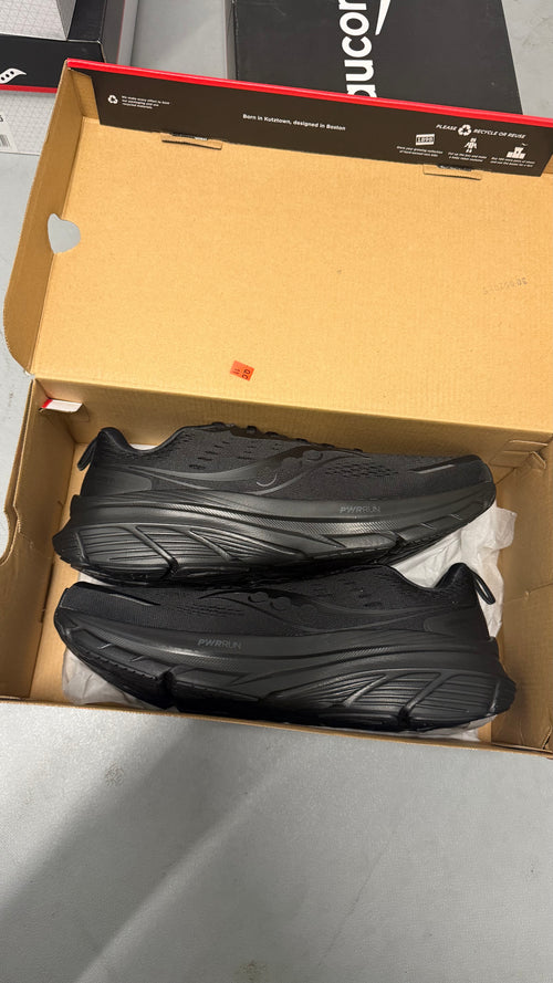 Saucony guide 18 triple black