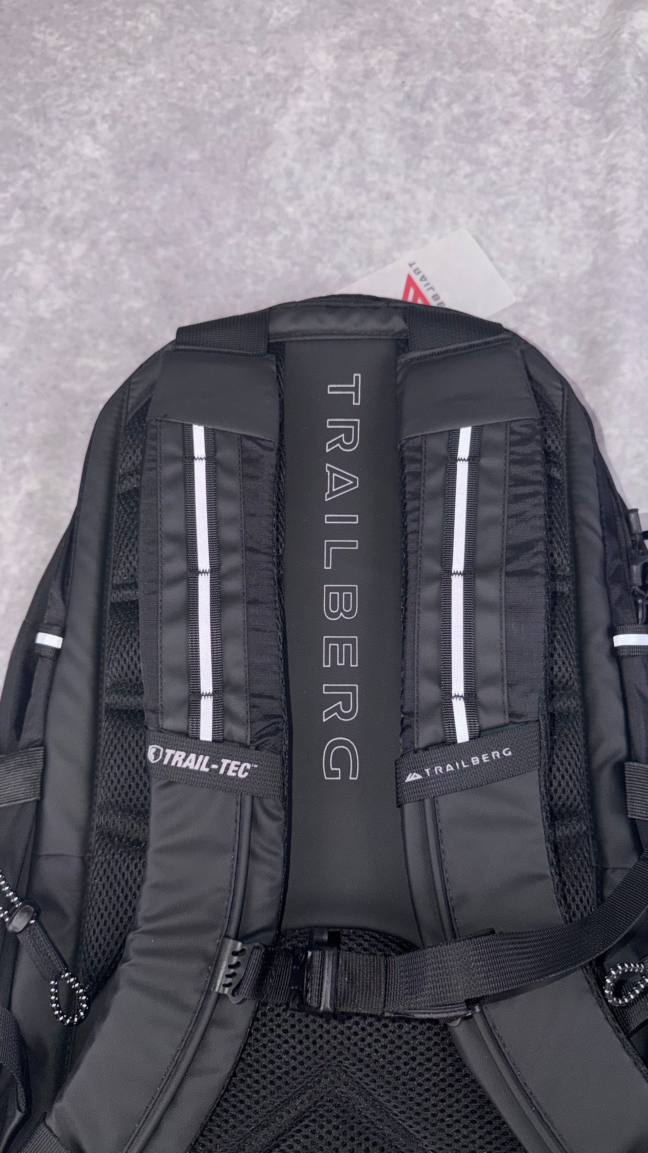 Trailberg black backpack.