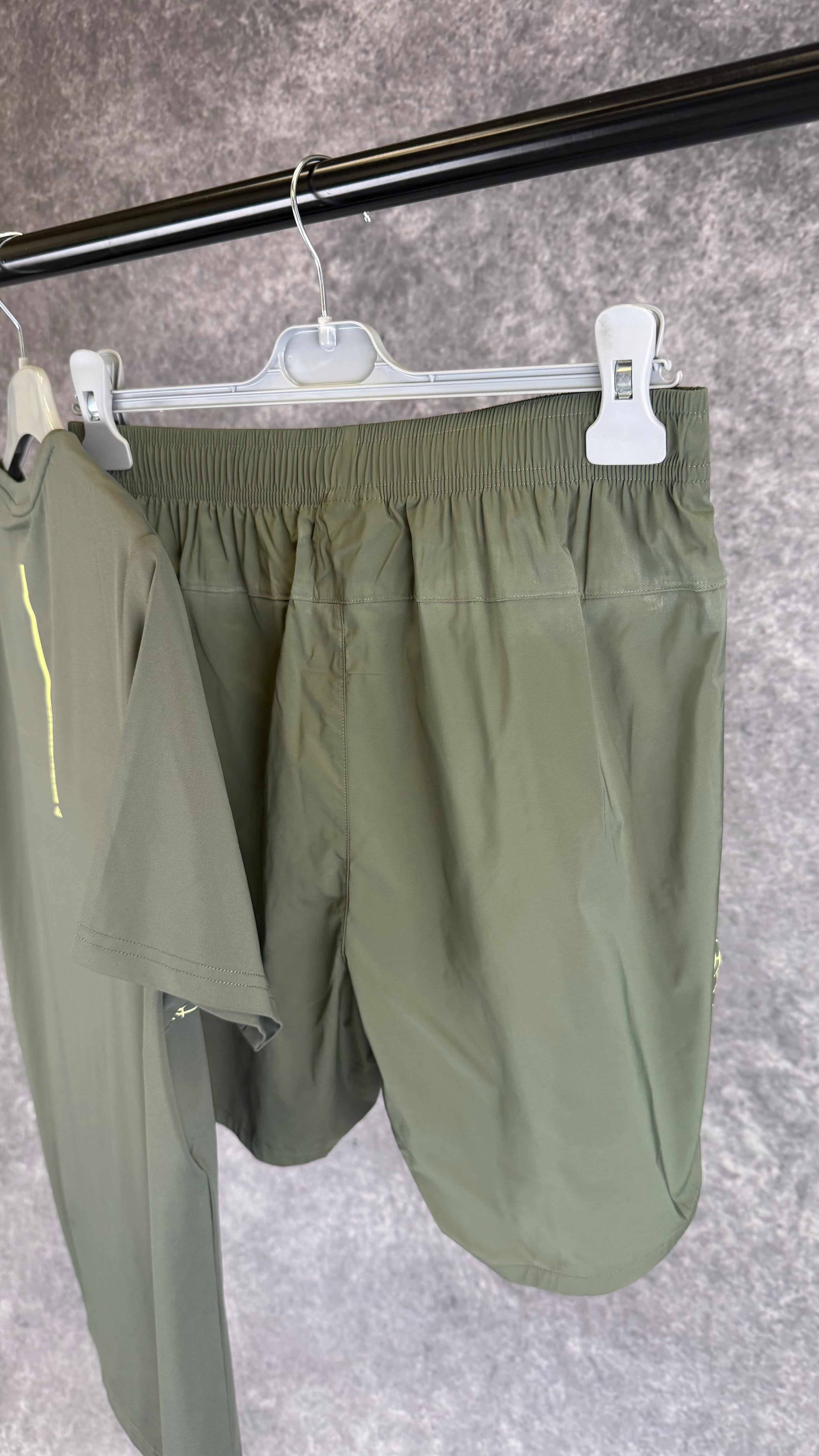 Trailberg vantage dark fern set.