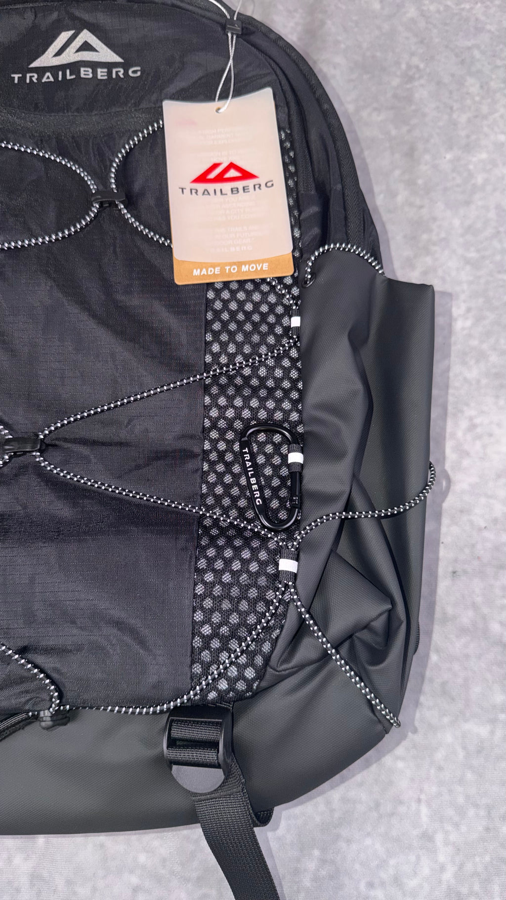 Trailberg black backpack.
