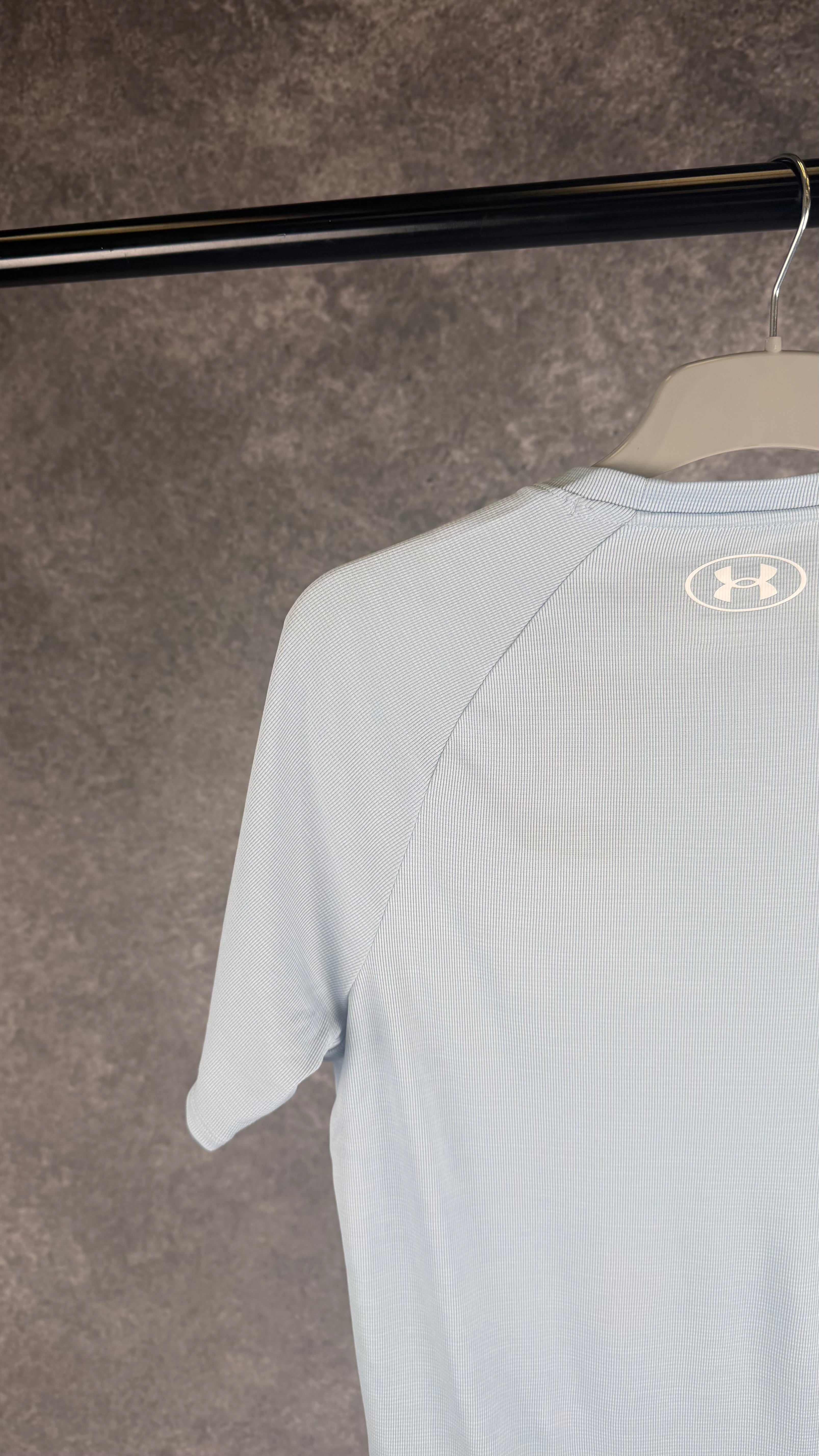 Under armour tech textured t shirt