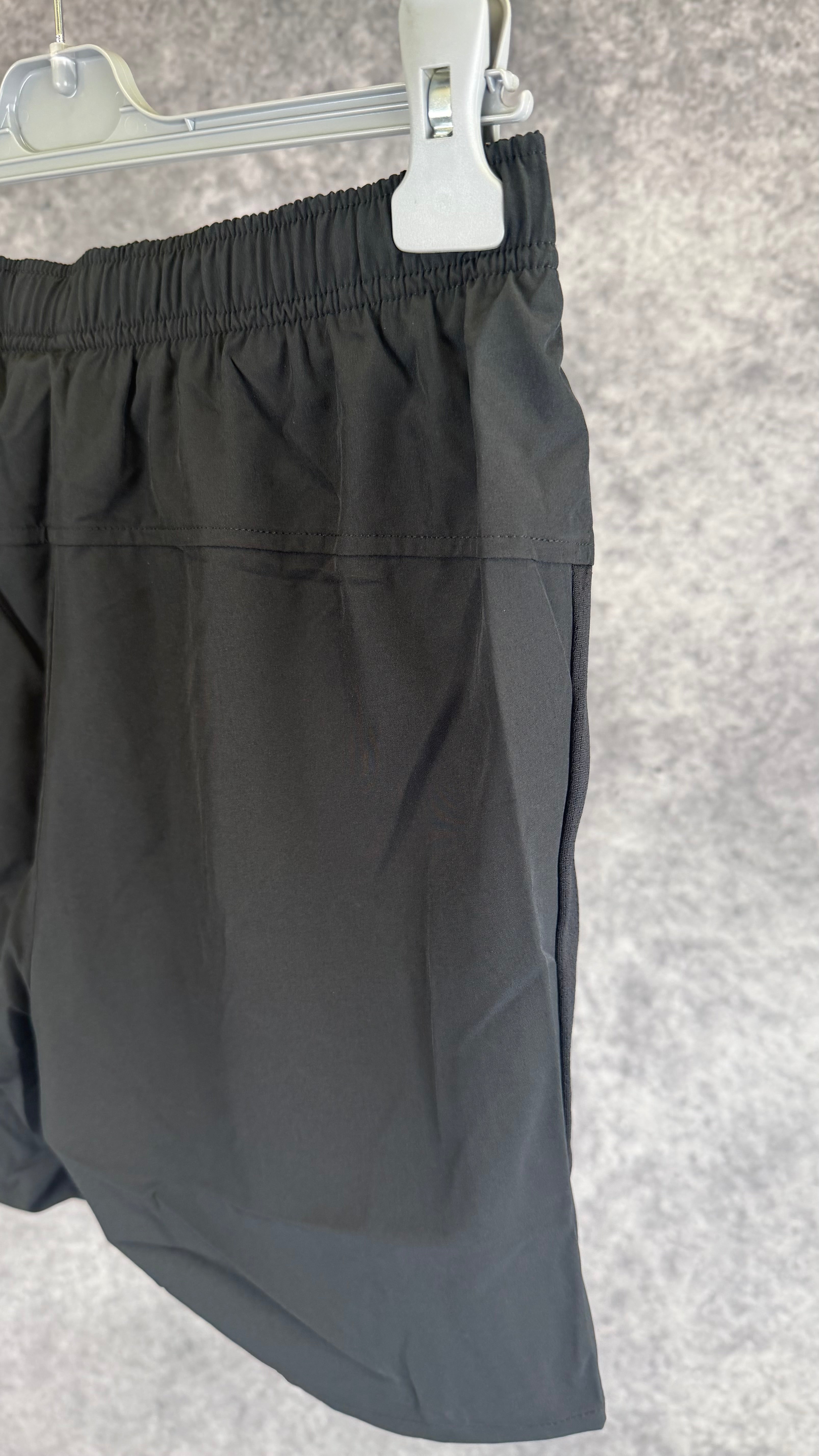 Trailberg essentials 2.0 shorts black.