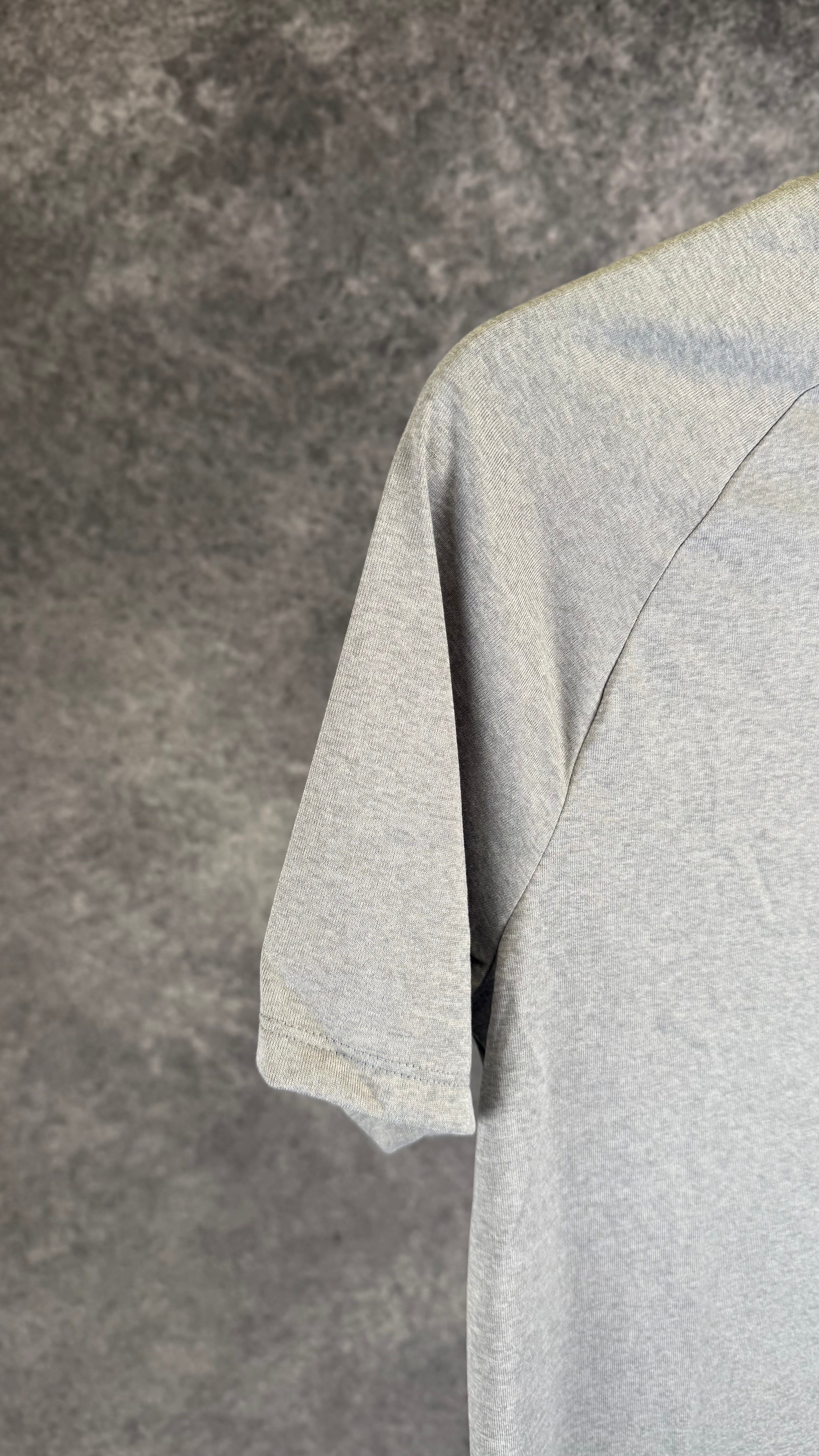 Under armour tech 2.0 grey t shirt