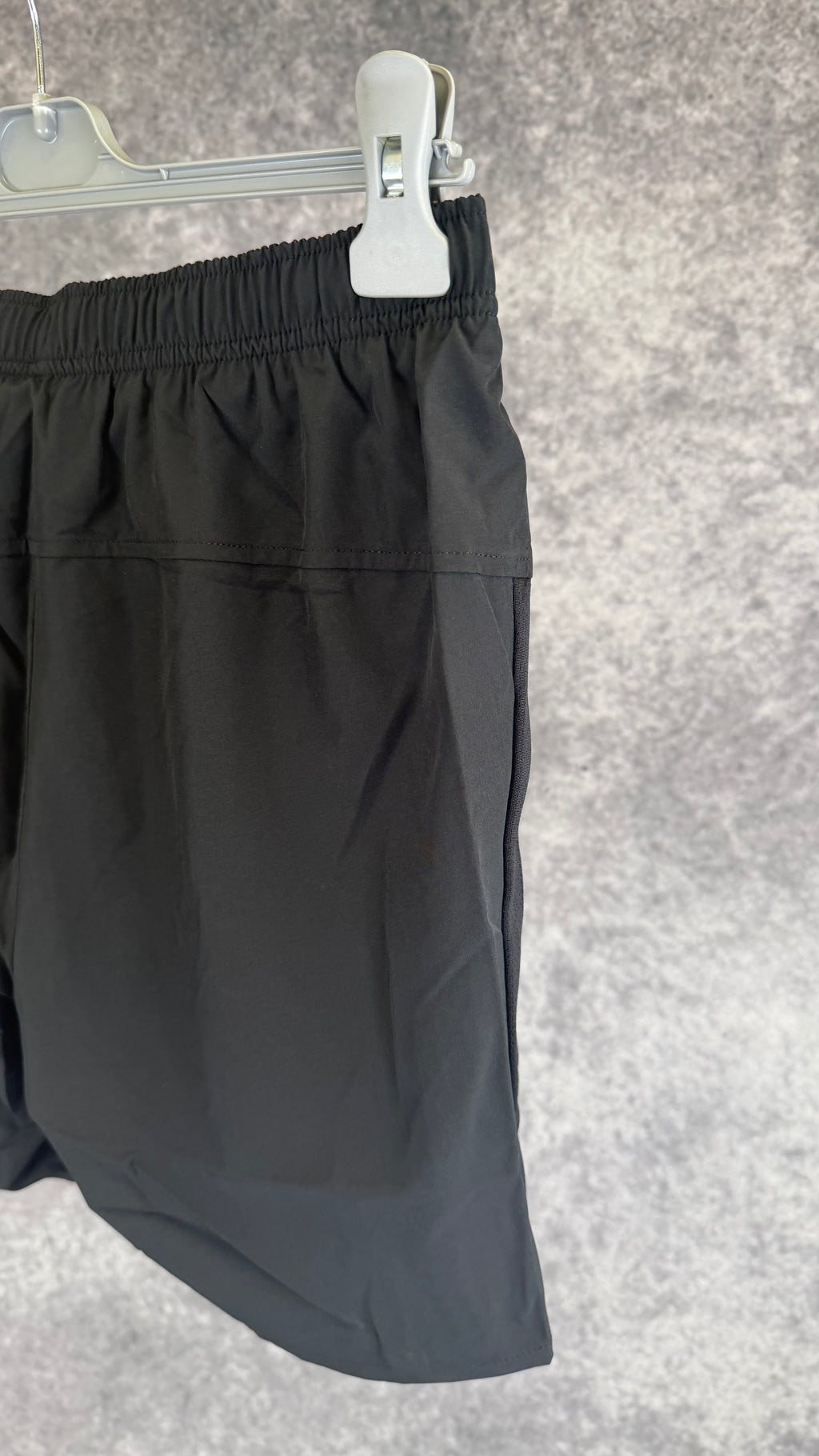Trailberg essentials 2.0 shorts black.