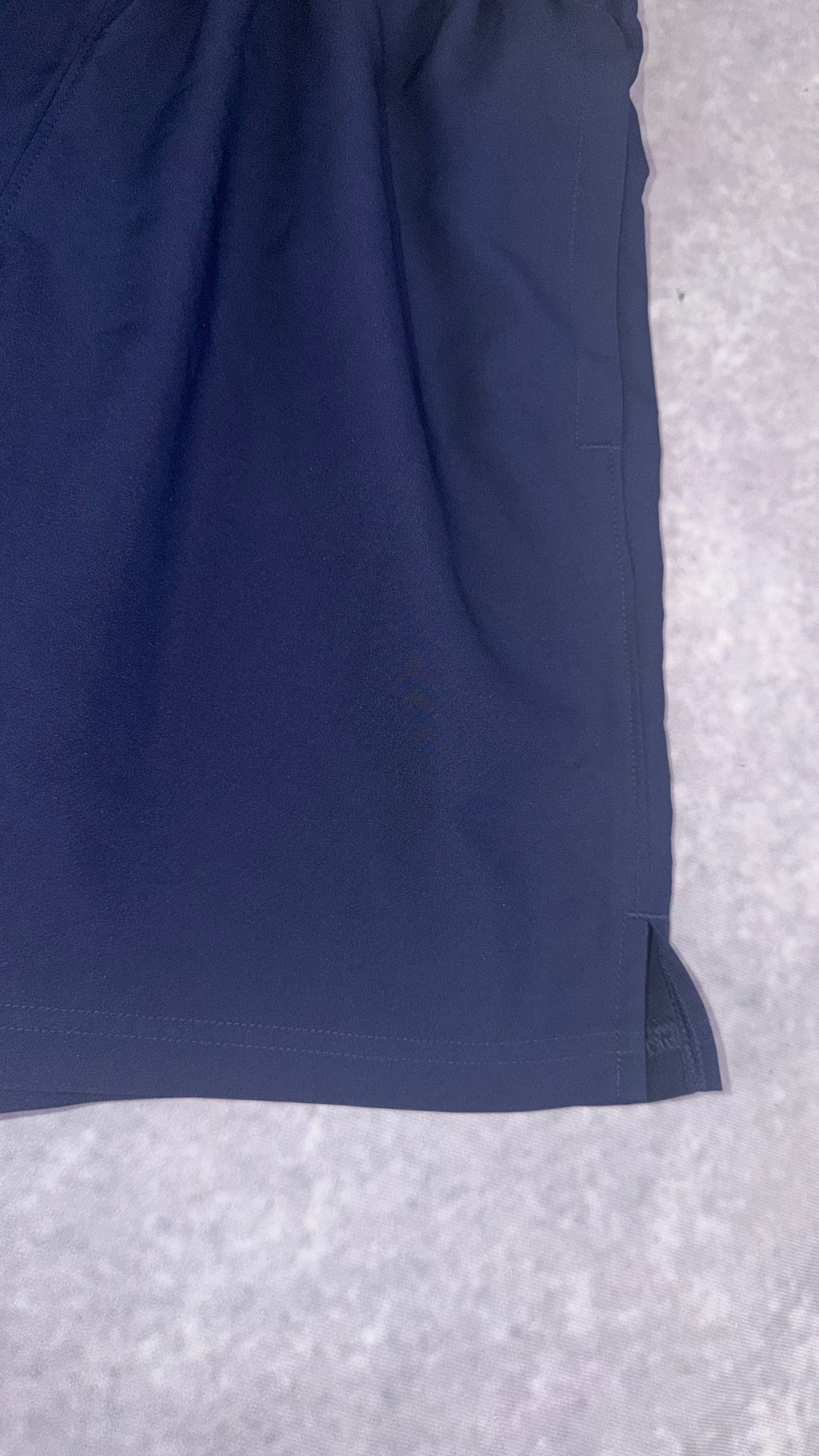 Retail £25 Under Armour tech woven word mark navy shorts.